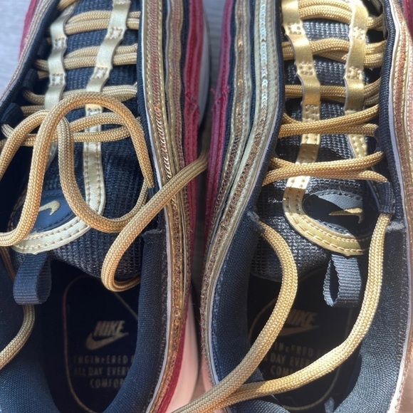NIKE WOMENS AIR MAX 97 RED METALLIC GOLD SEQUIN SIZE 7.5 - Picture 11 of 13